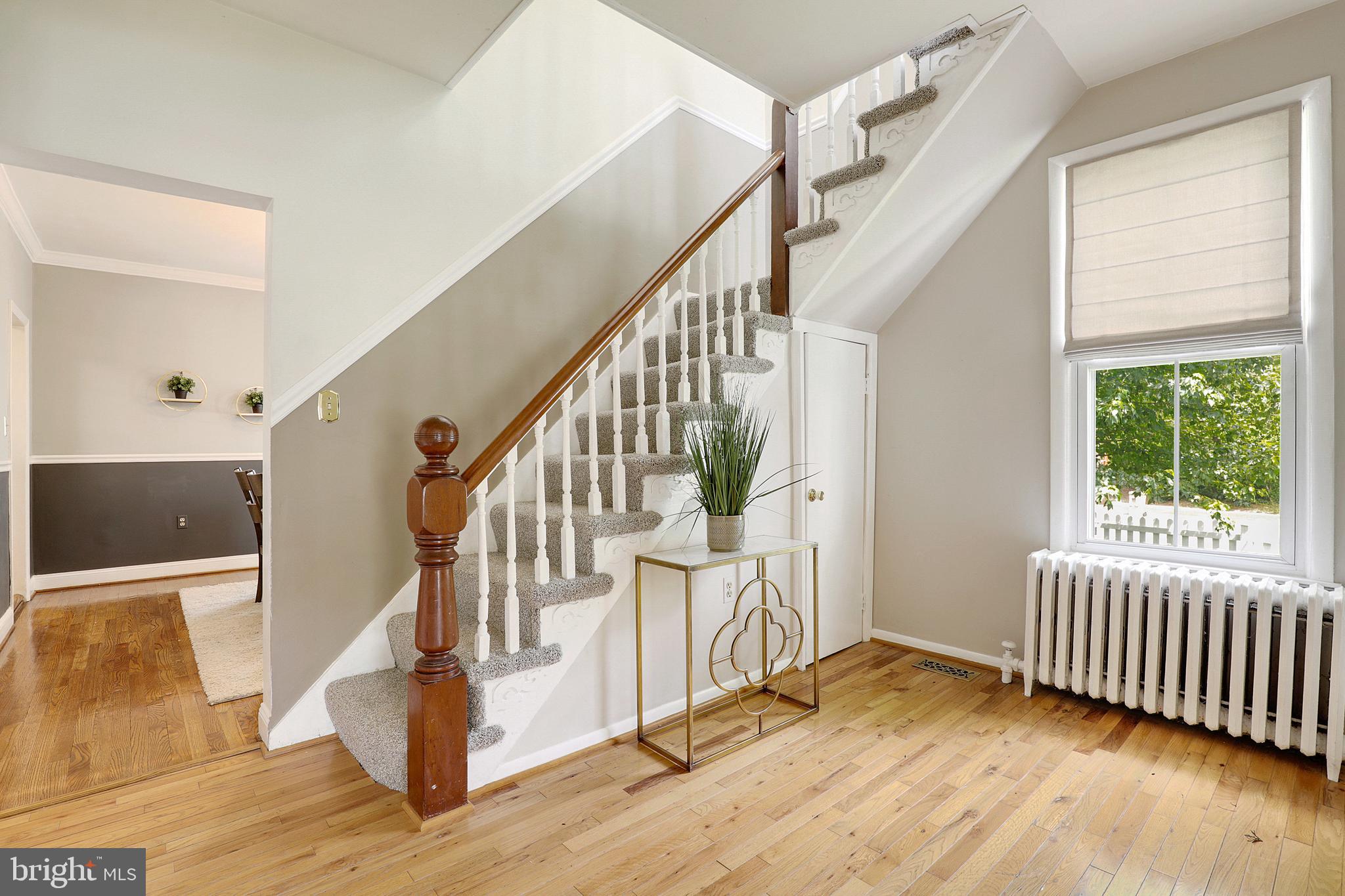 LAUREL - Residential