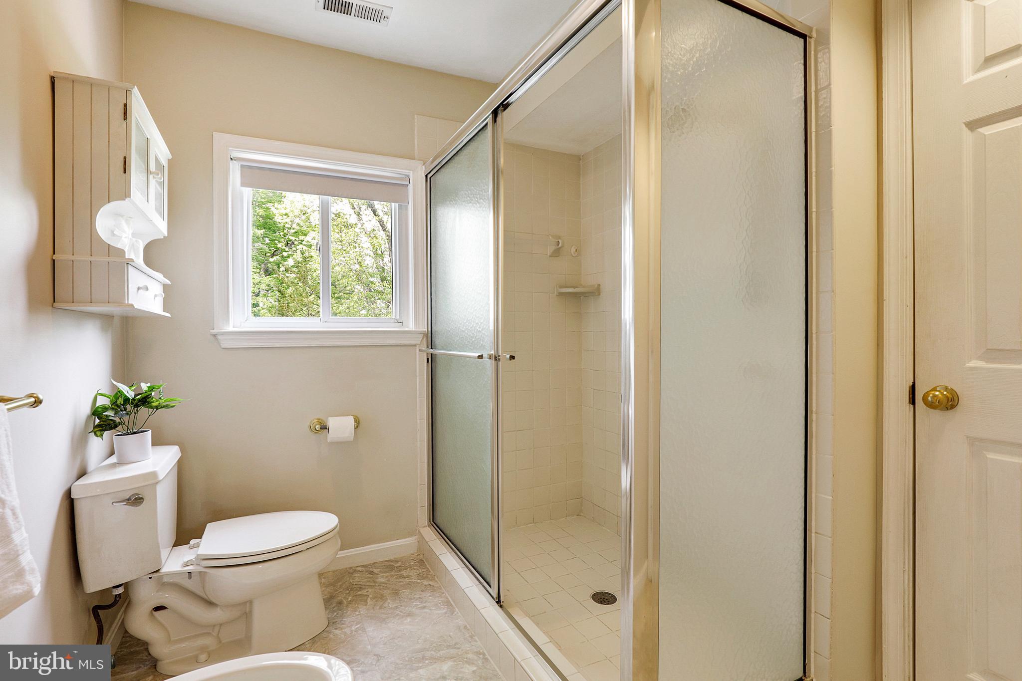 LAUREL - Residential