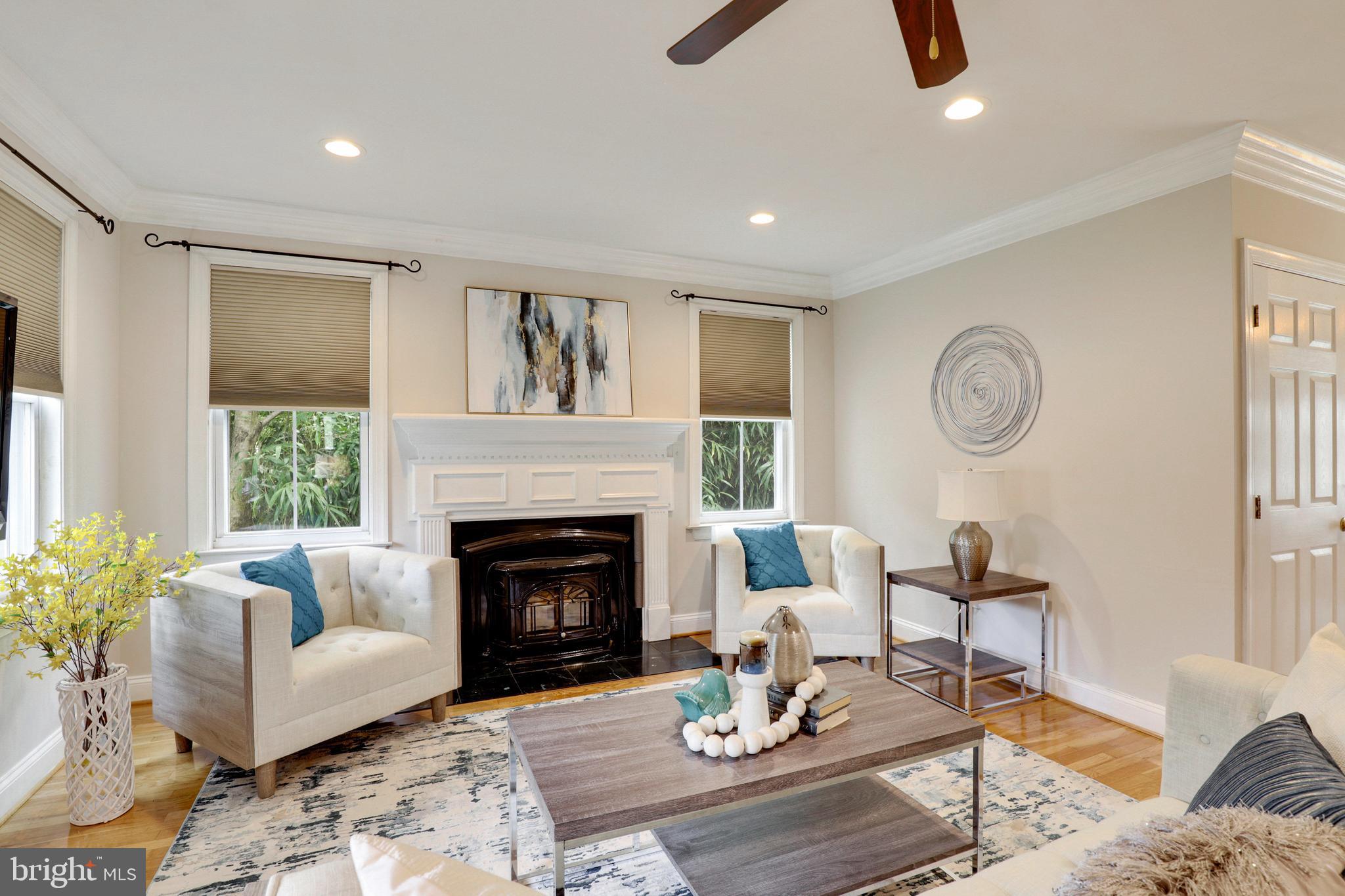 LAUREL - Residential