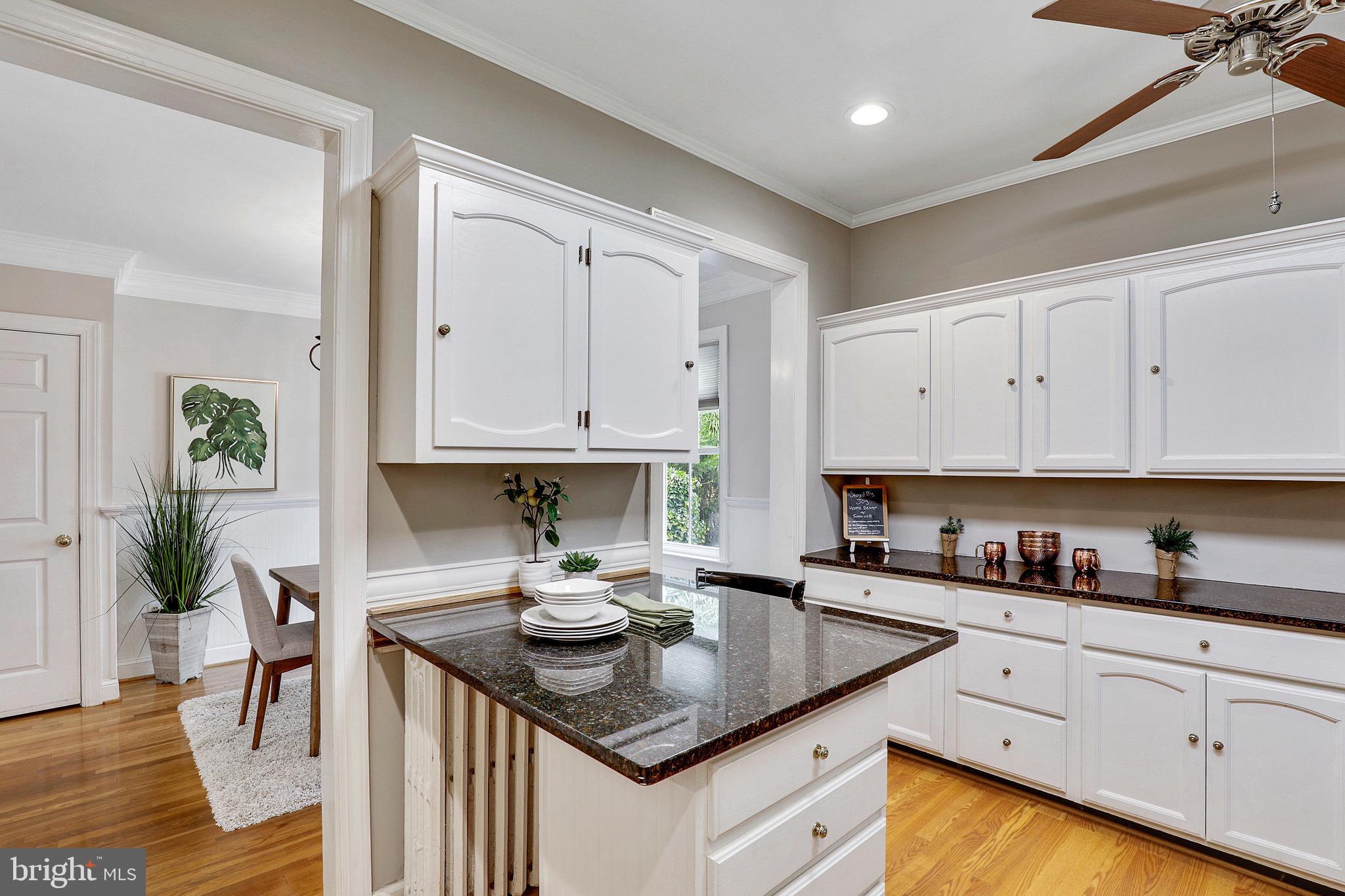 LAUREL - Residential