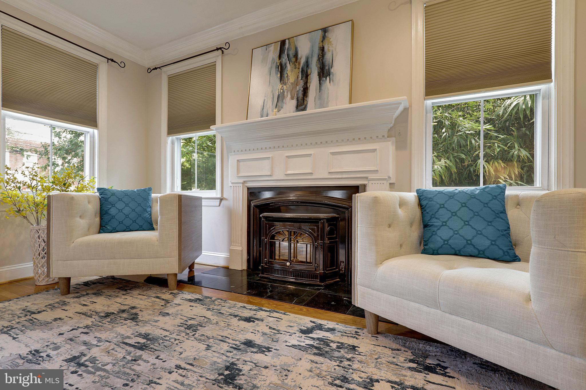 LAUREL - Residential