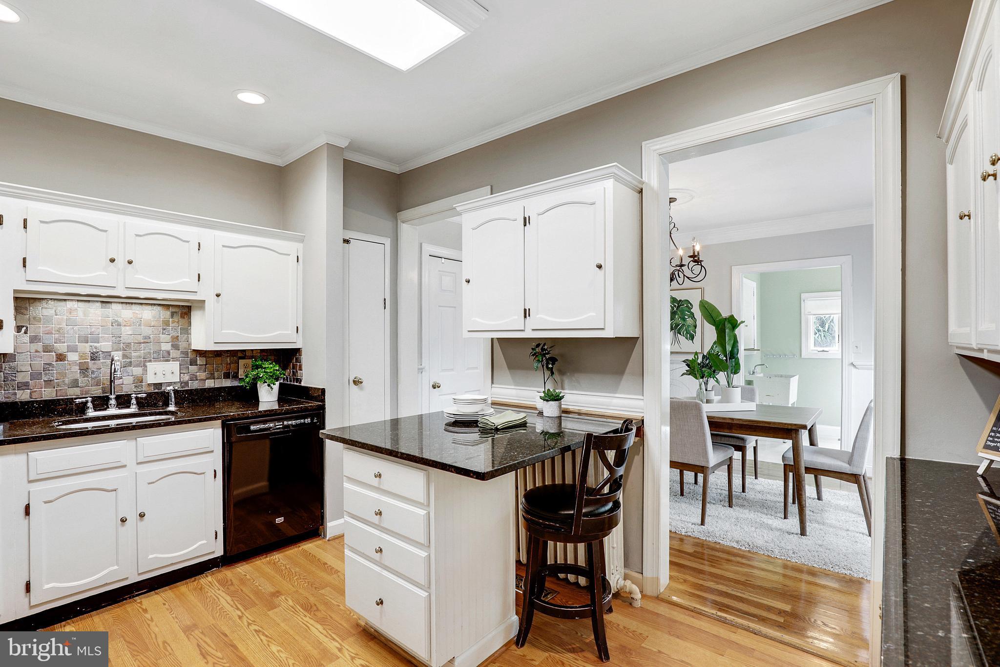 LAUREL - Residential