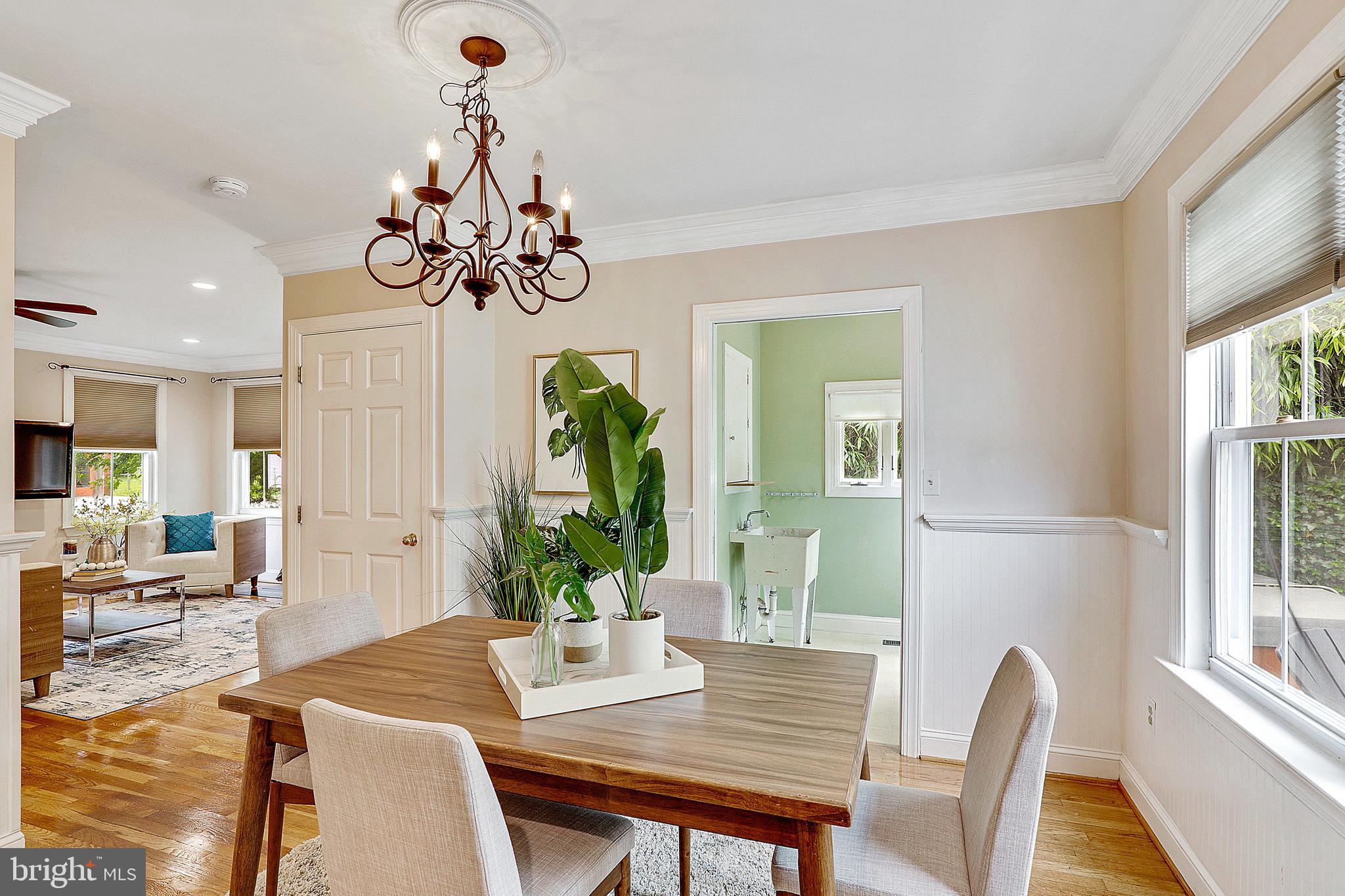 LAUREL - Residential