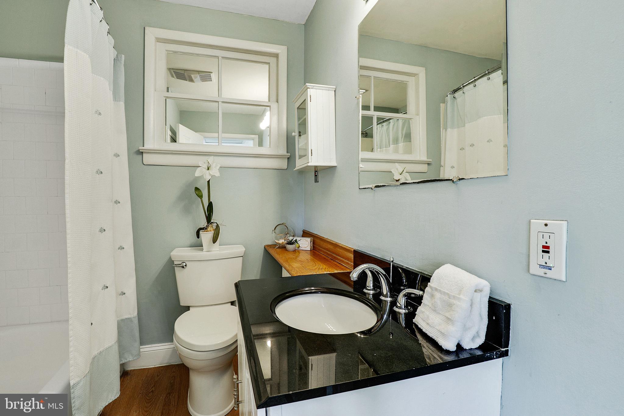 LAUREL - Residential