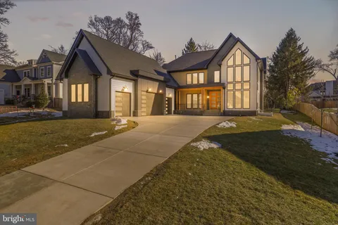 2323 Stryker Avenue, Vienna, VA MLS: VAFX2229556