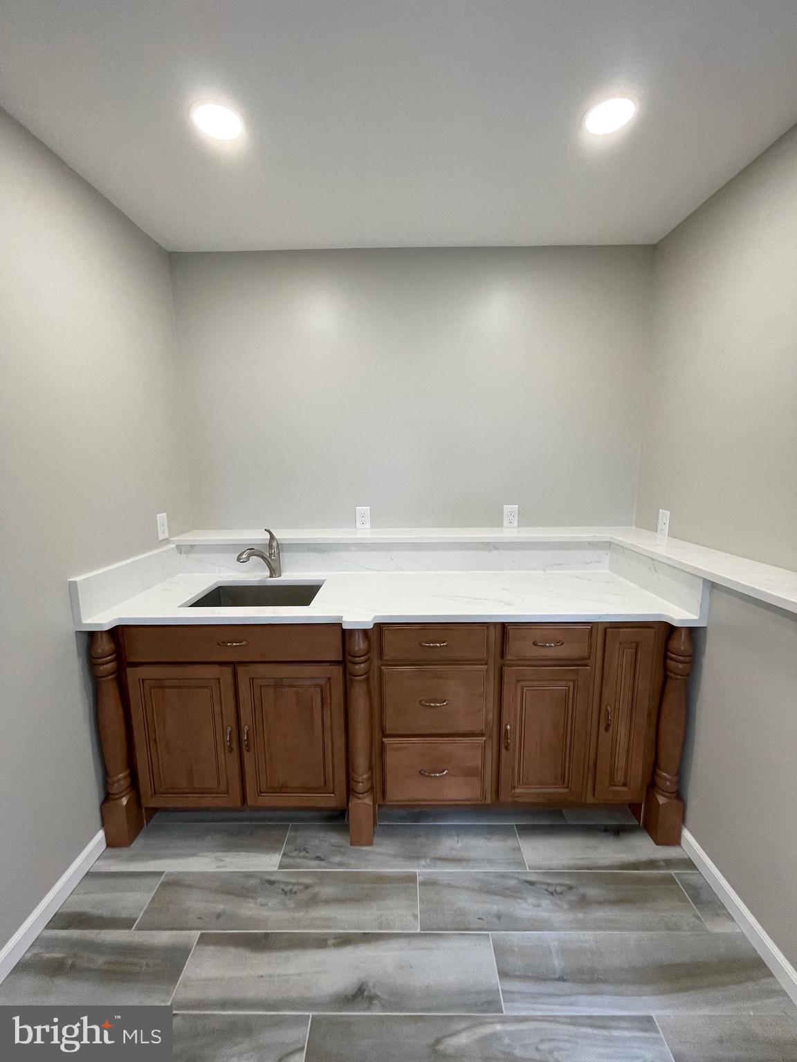 INWOOD MEADOWS - Residential