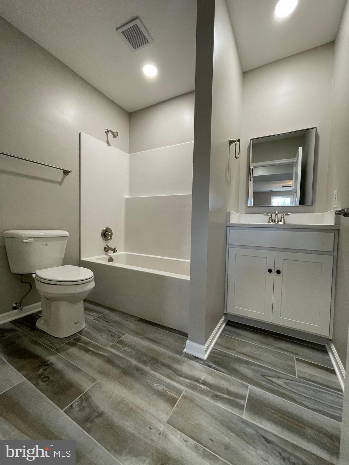 INWOOD MEADOWS - Residential