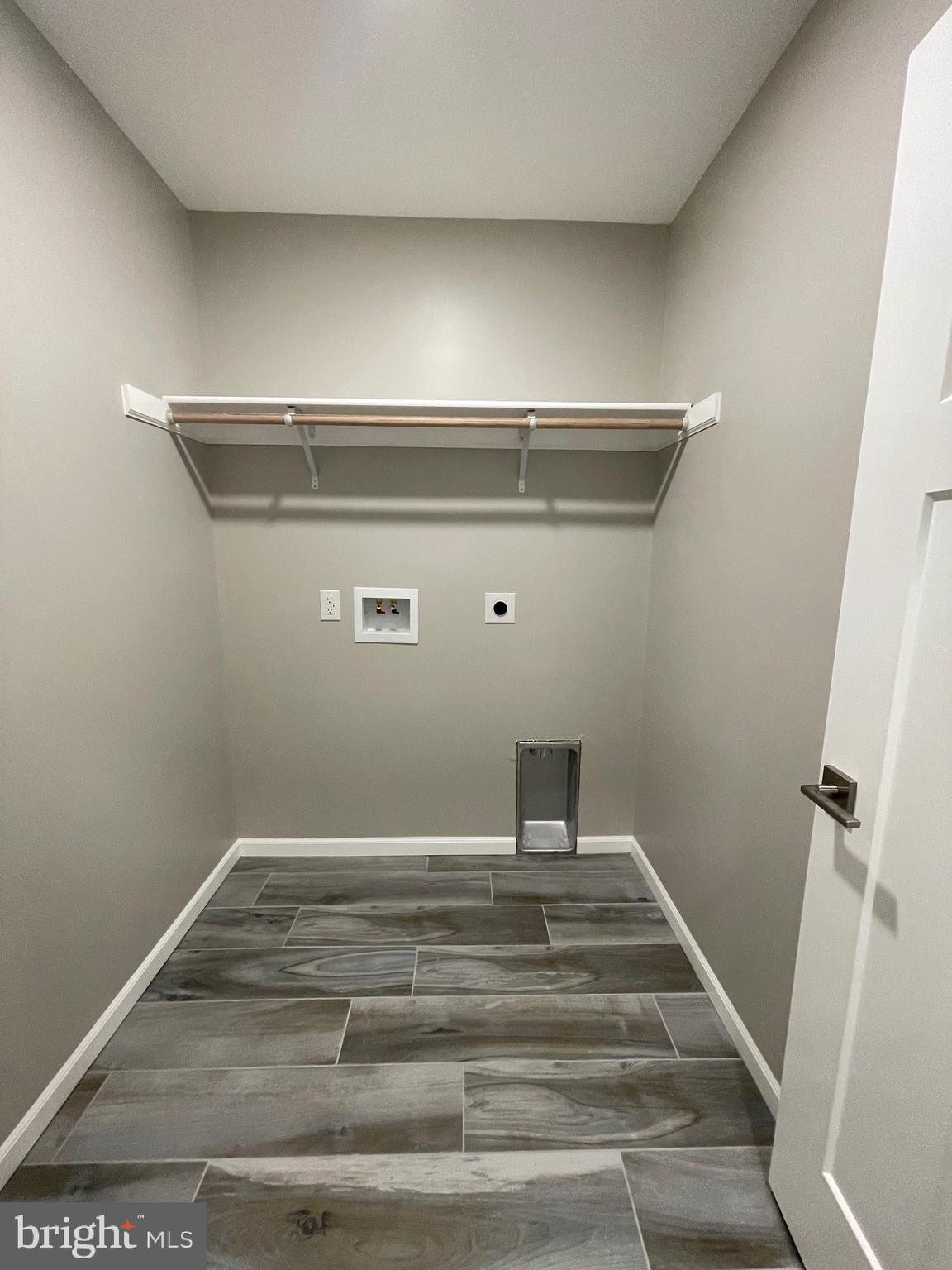 INWOOD MEADOWS - Residential