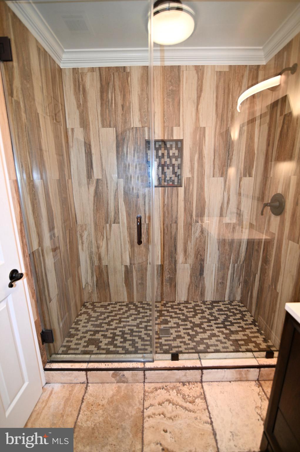 MAPLEWOOD - Residential