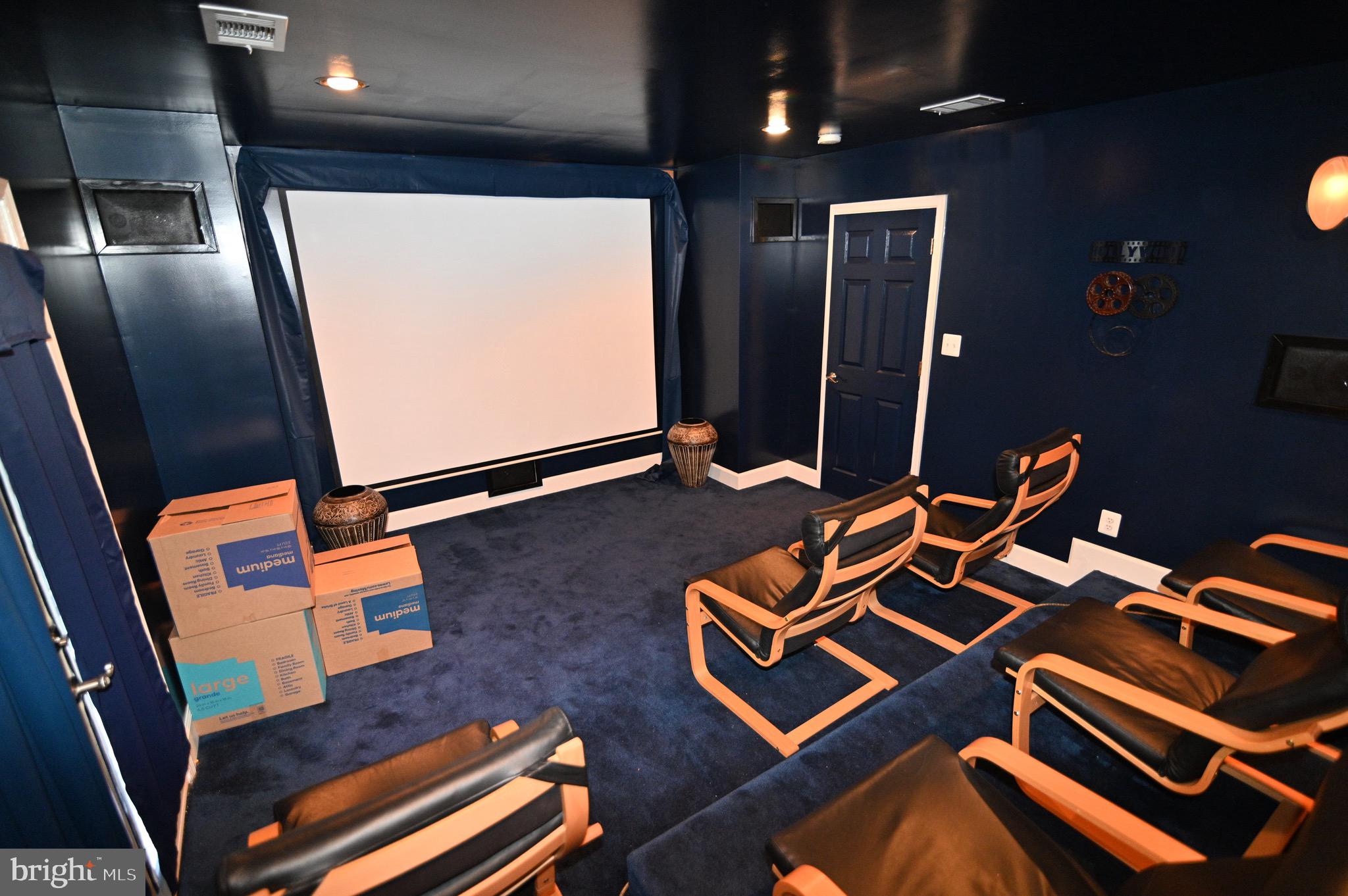 MAPLEWOOD - Residential