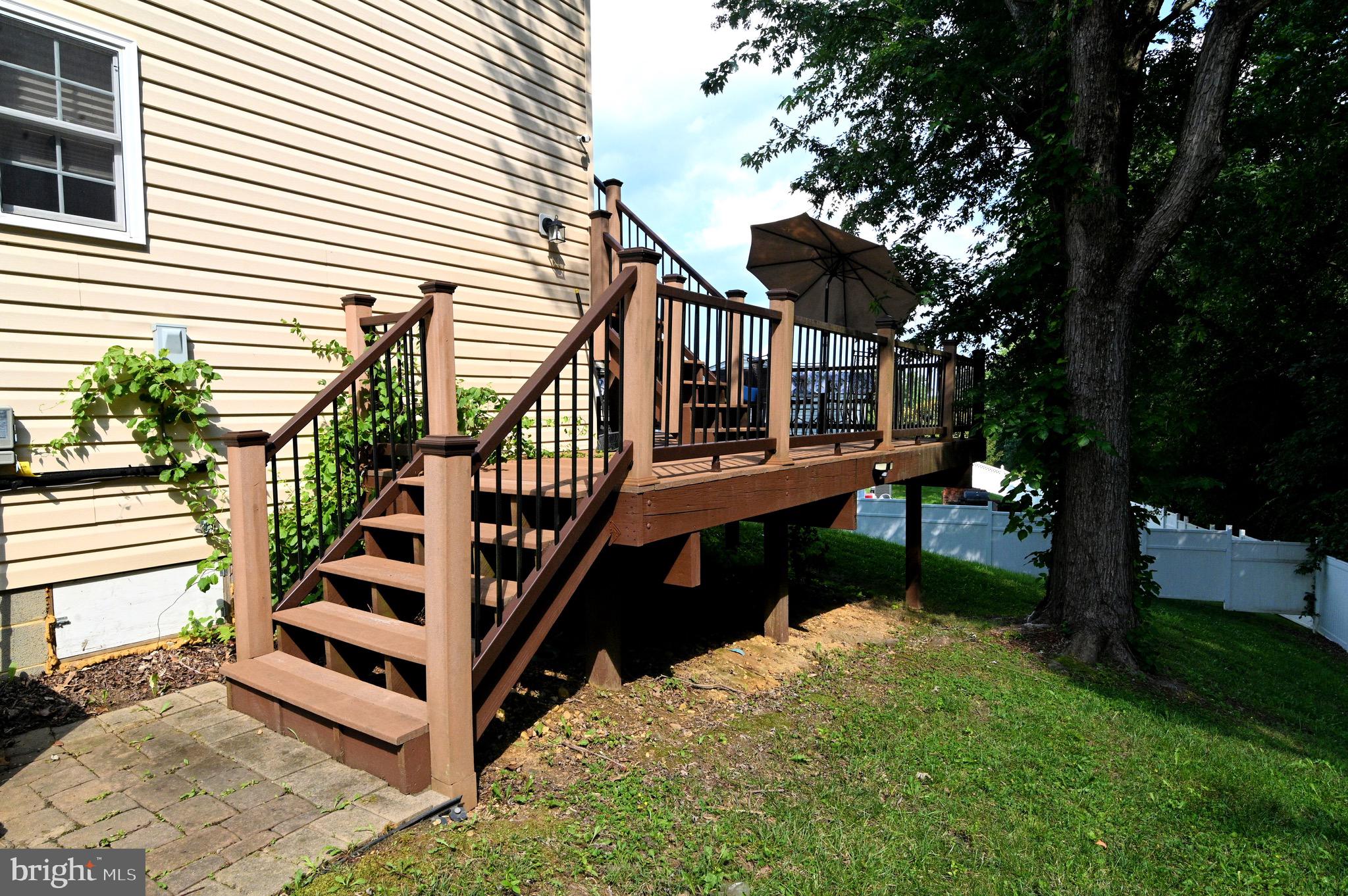 MAPLEWOOD - Residential