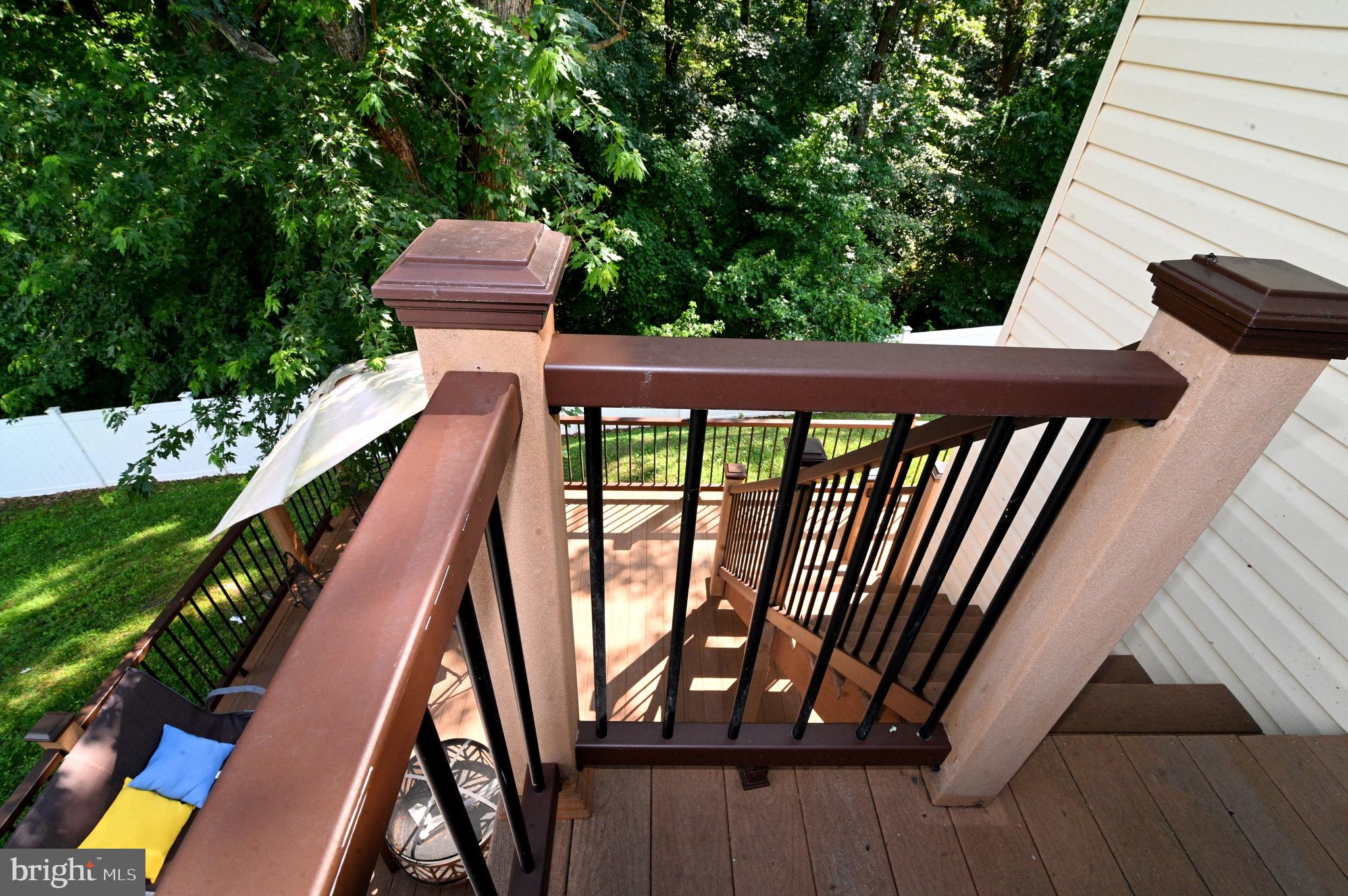 MAPLEWOOD - Residential