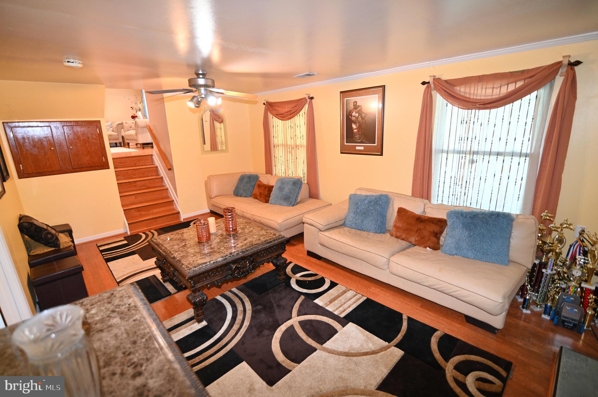 MAPLEWOOD - Residential