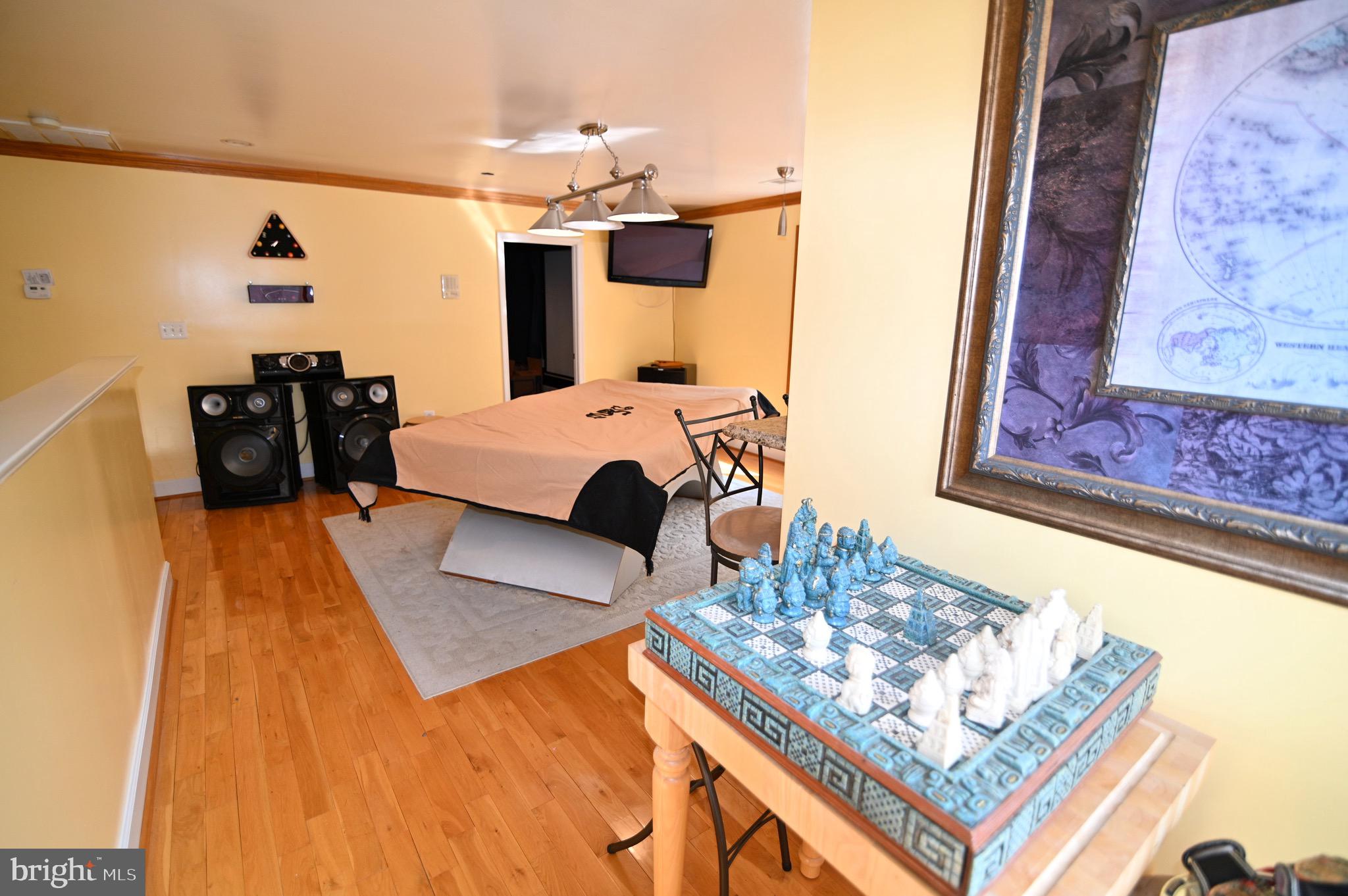 MAPLEWOOD - Residential