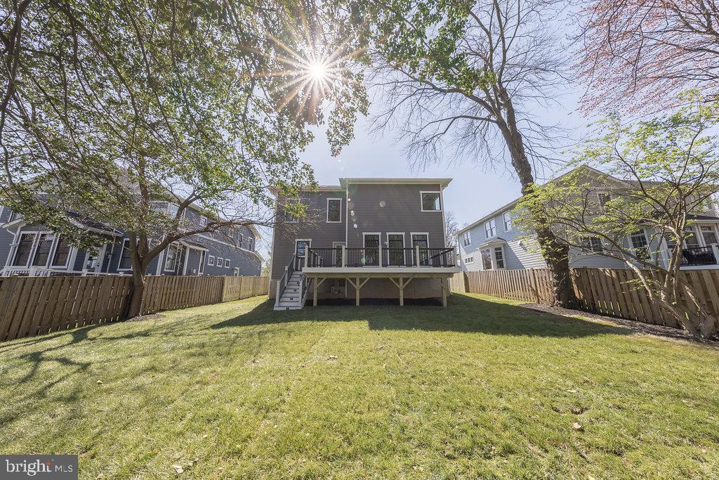 WEST VIENNA WOODS - Residential