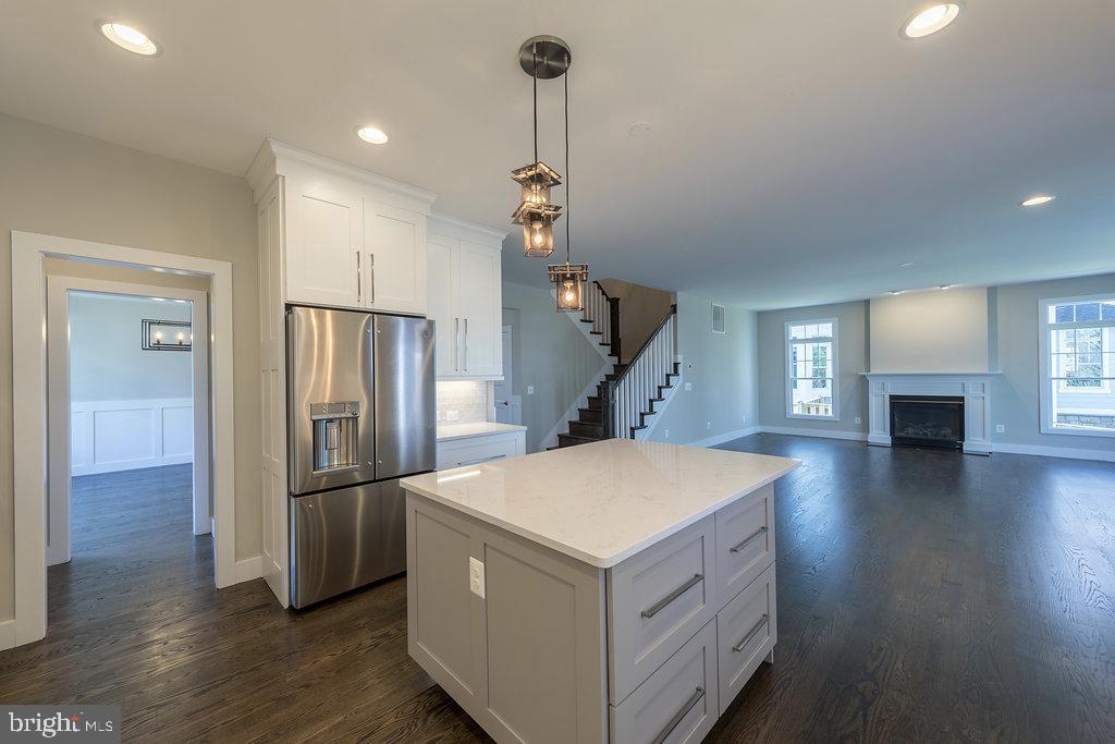 WEST VIENNA WOODS - Residential