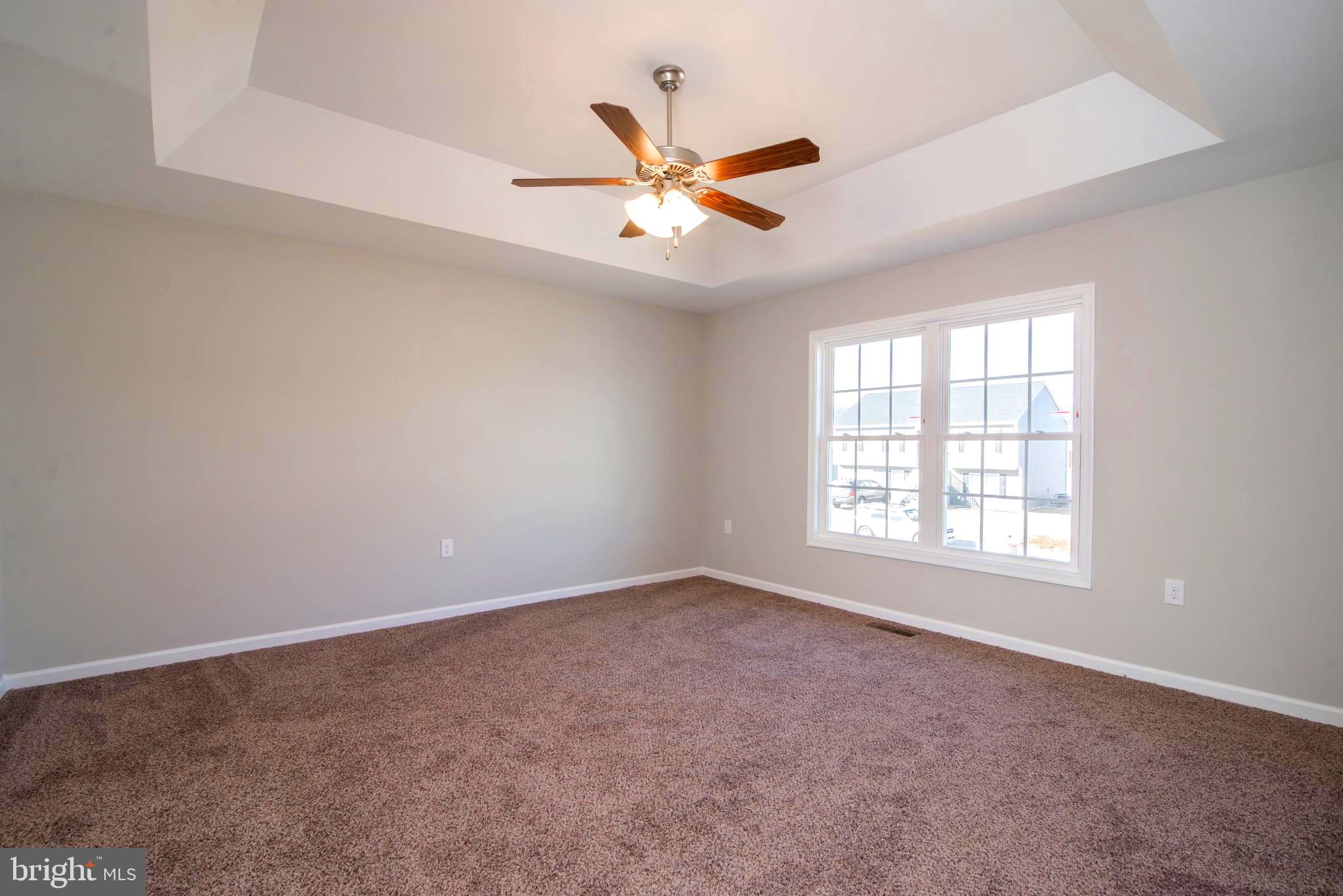 RED HILL - Residential