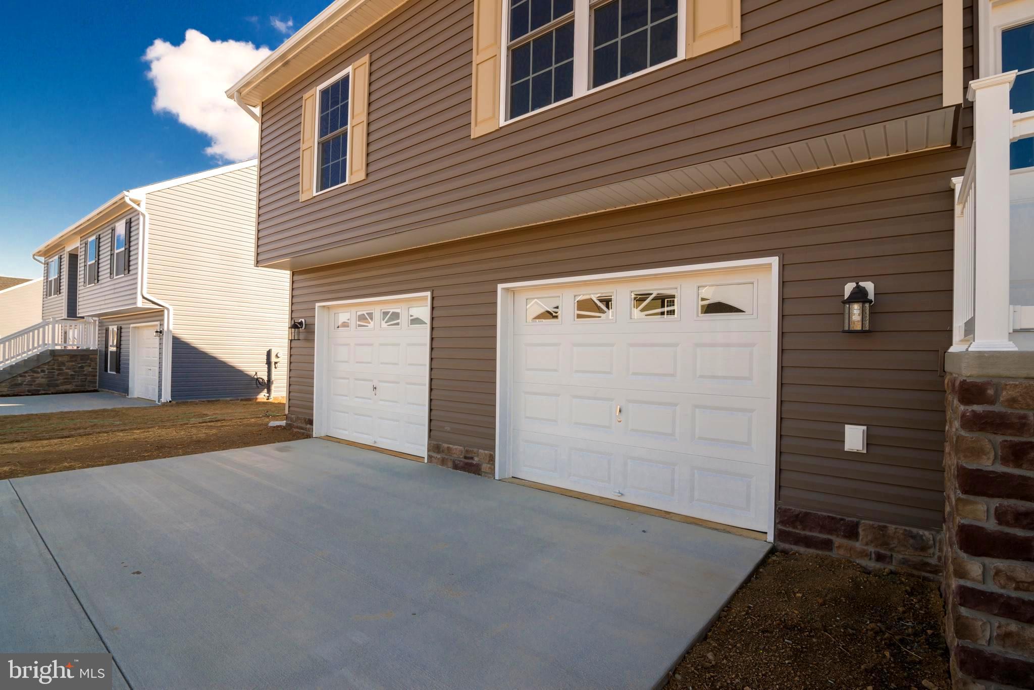 RED HILL - Residential