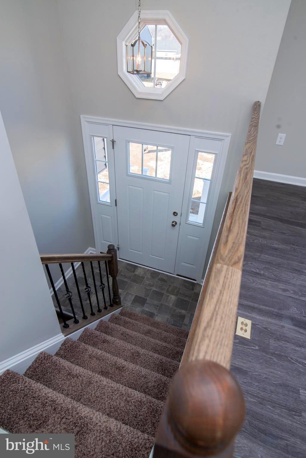 RED HILL - Residential