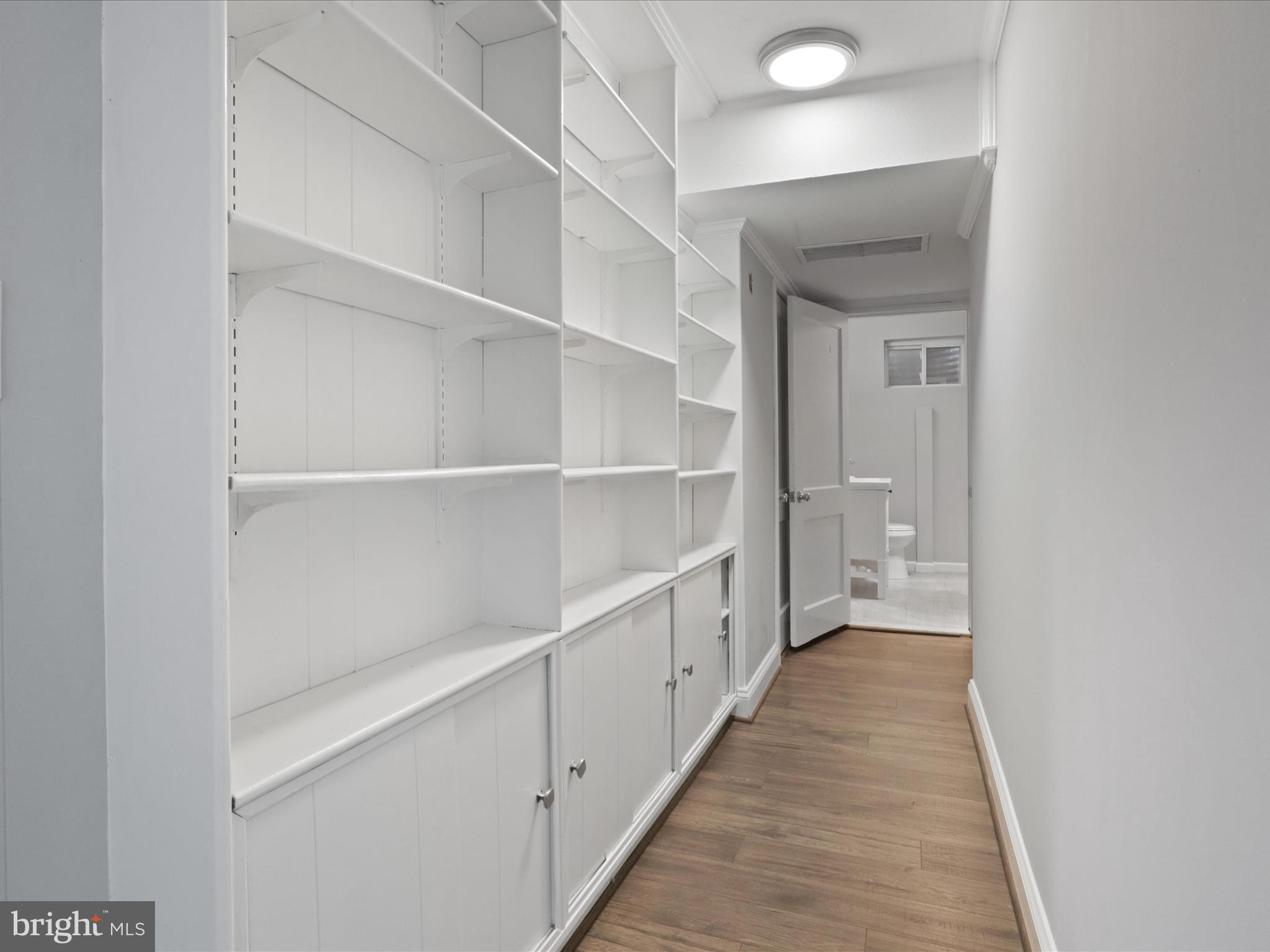 FOREST HEIGHTS - Residential Lease