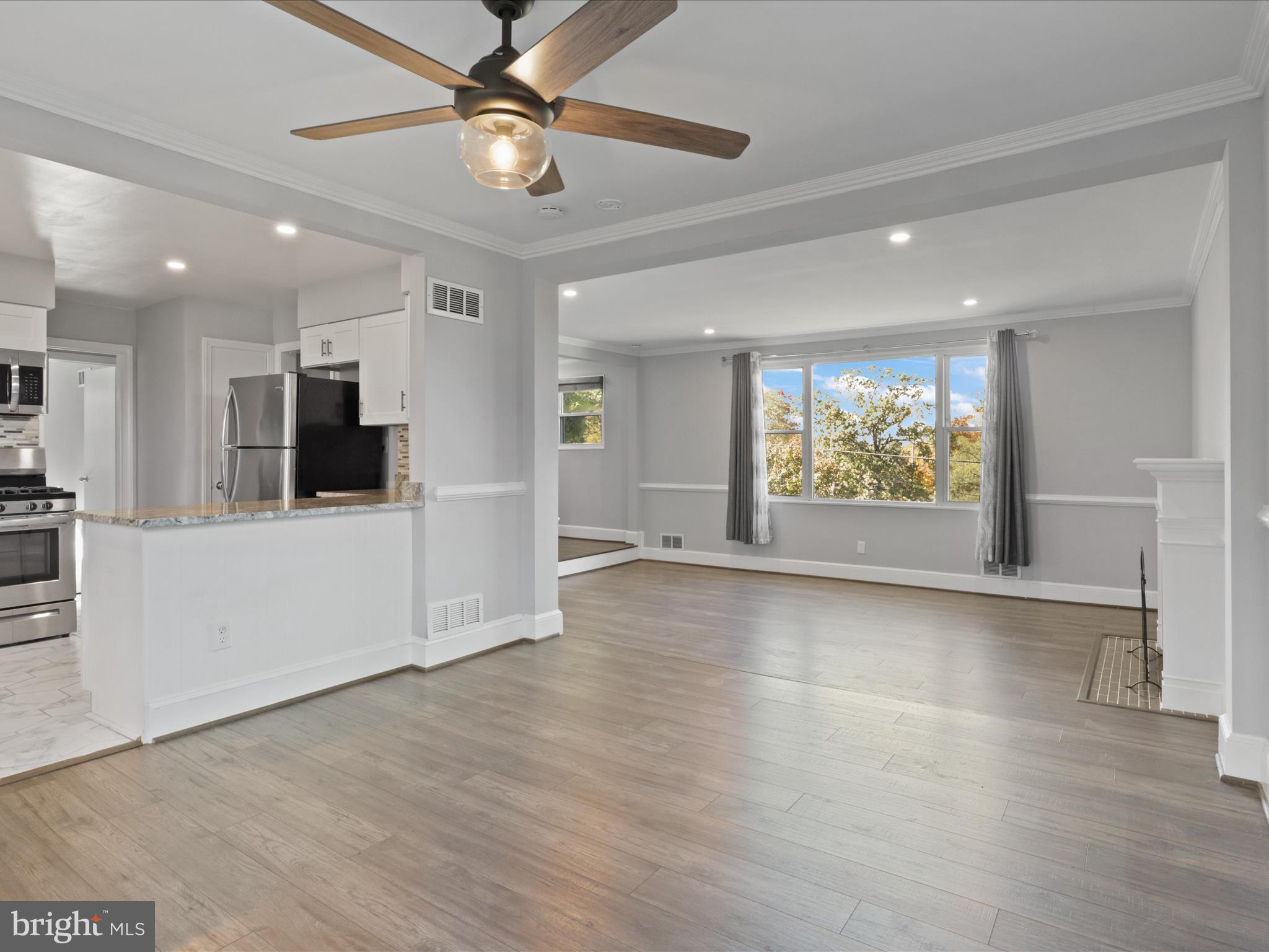 FOREST HEIGHTS - Residential Lease