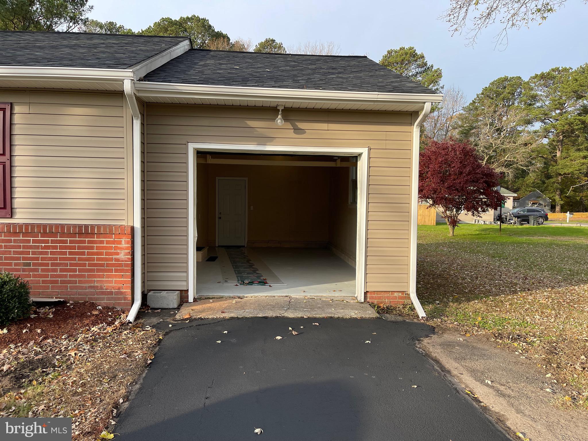 12460 SOMERSET AVENUE