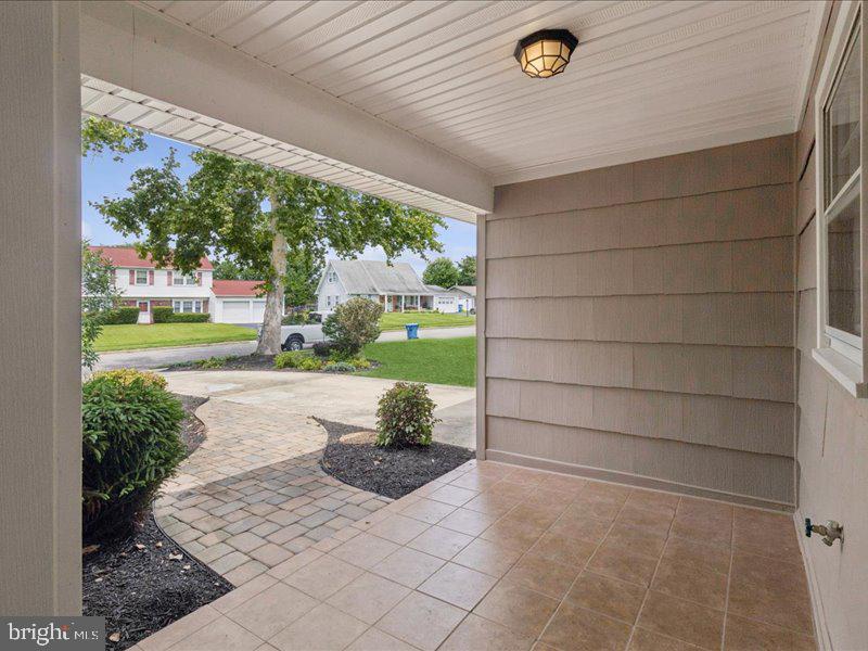 4133 POINT HOLLOW LANE