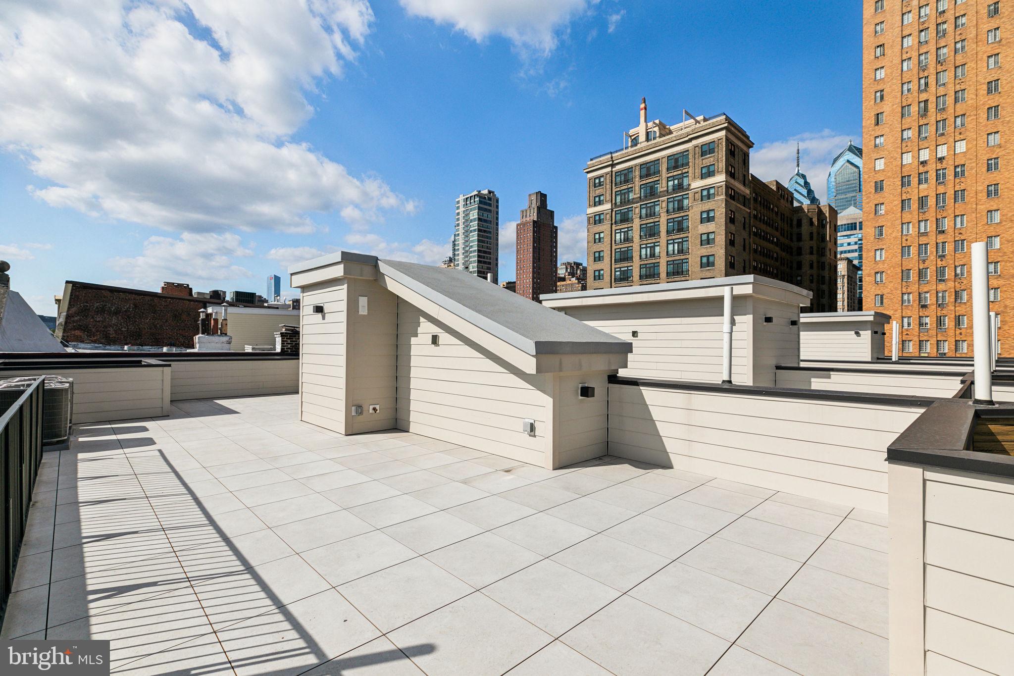 RITTENHOUSE SQUARE - Residential