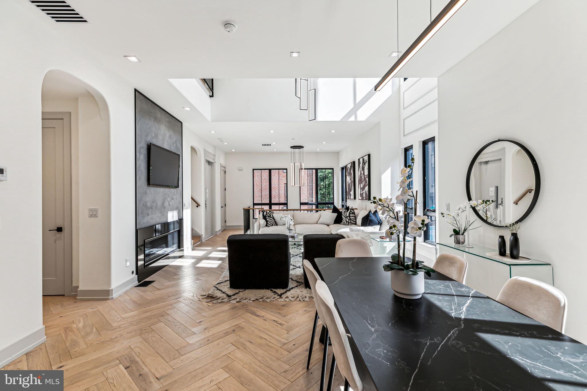 RITTENHOUSE SQUARE - Residential