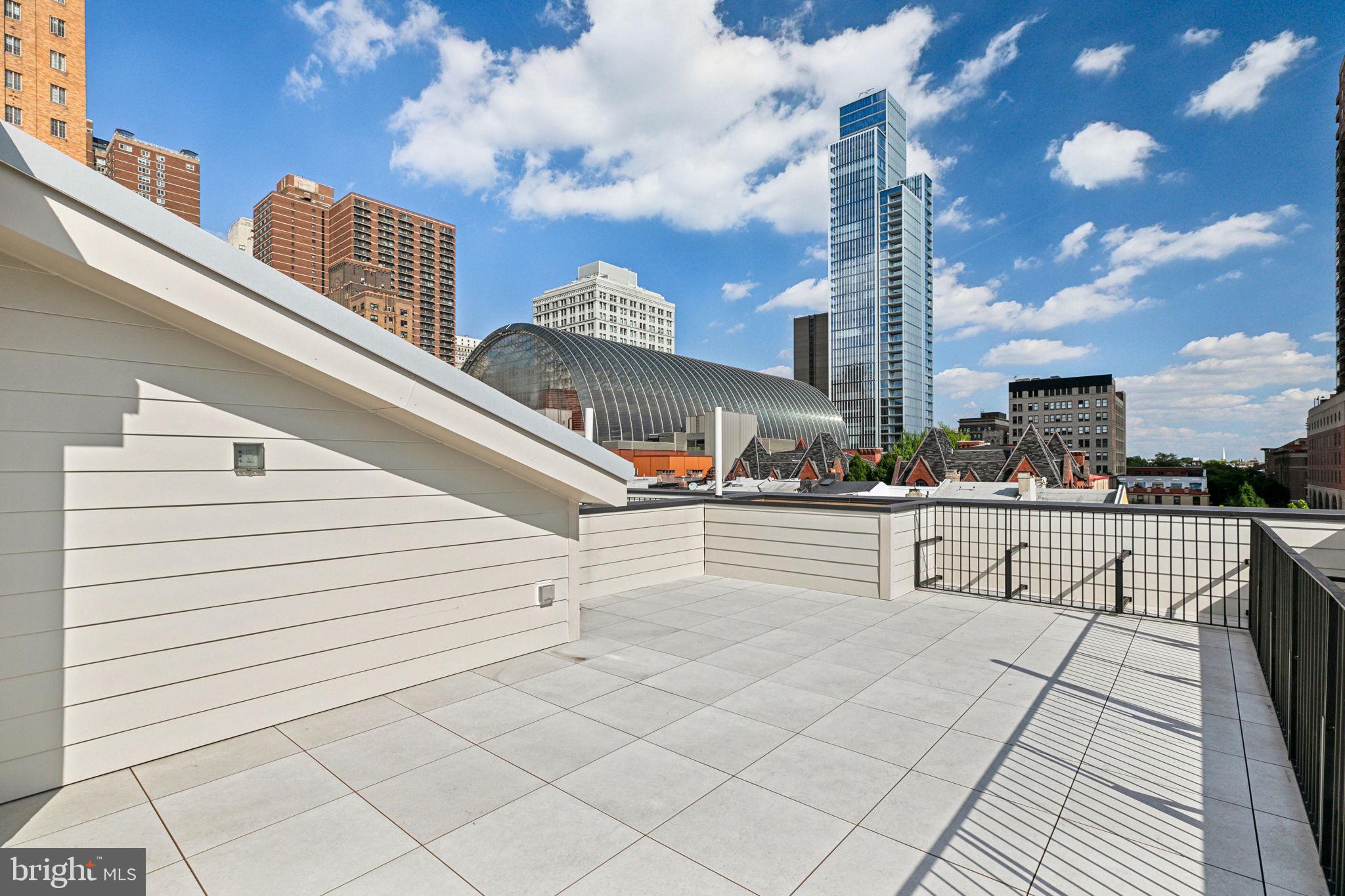 RITTENHOUSE SQUARE - Residential