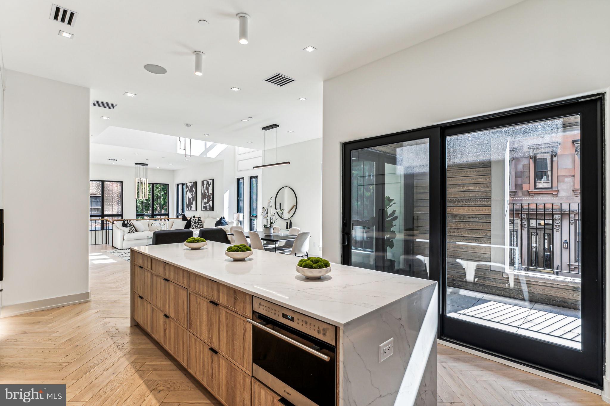 RITTENHOUSE SQUARE - Residential