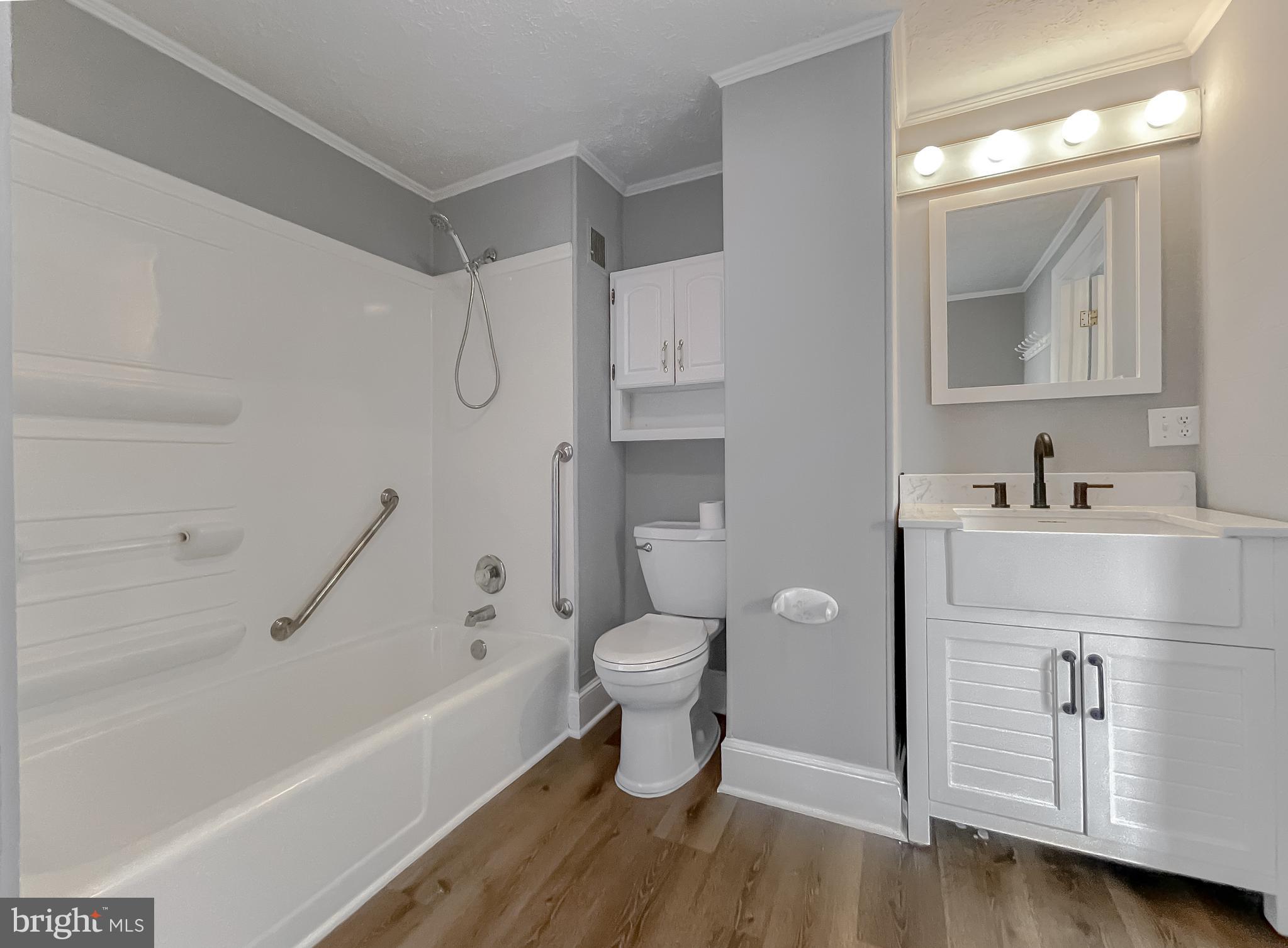 DANIEL FARM - Residential Lease