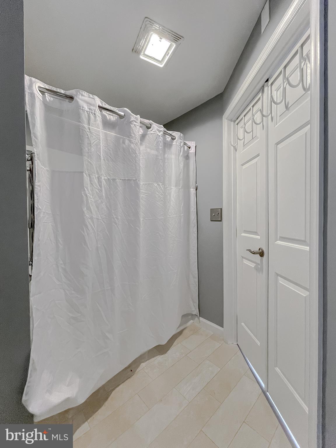 DANIEL FARM - Residential Lease