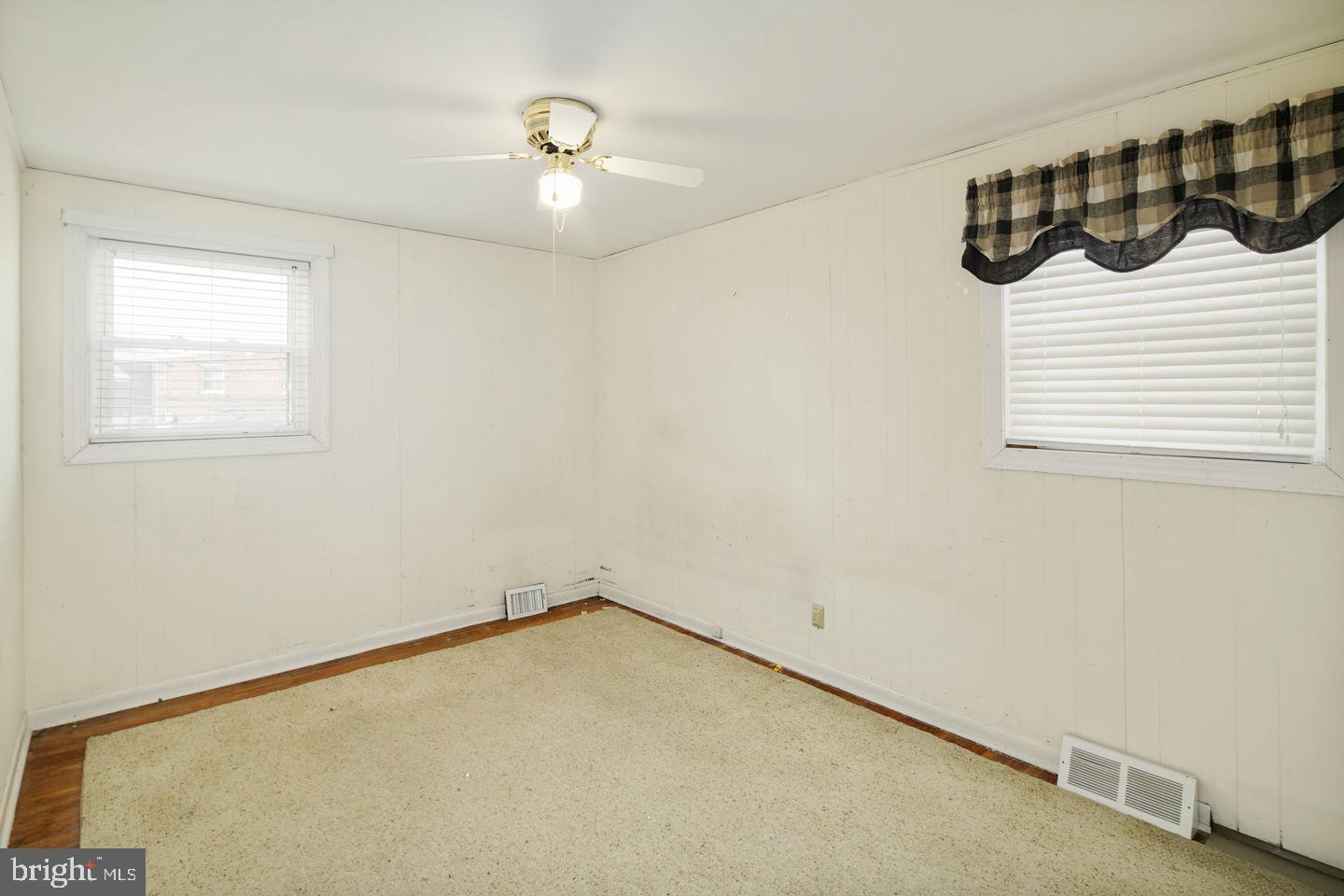 BUSTLETON - Residential
