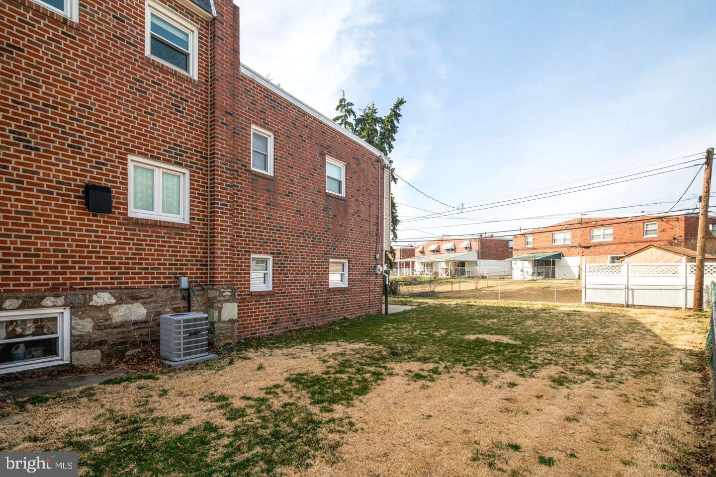 BUSTLETON - Residential