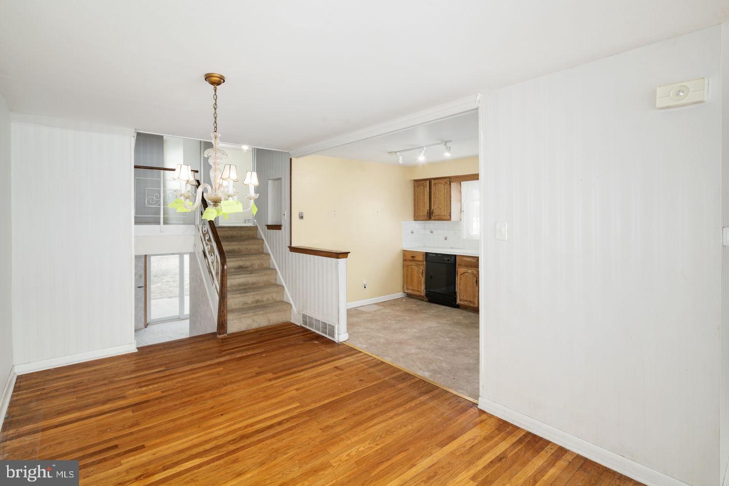 BUSTLETON - Residential