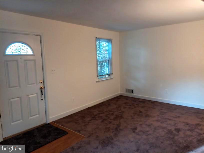 GLENMONT VILLAGE - Residential Lease