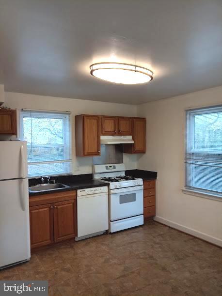 GLENMONT VILLAGE - Residential Lease