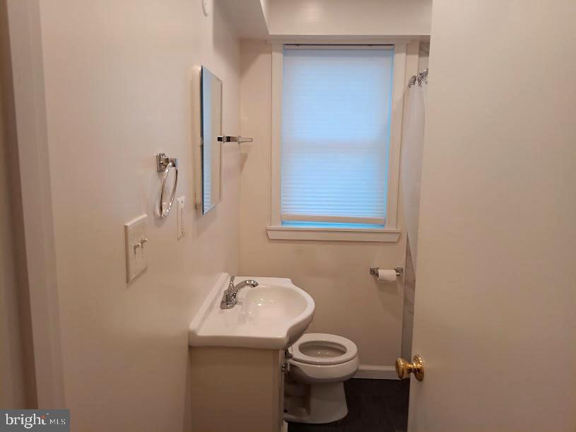 GLENMONT VILLAGE - Residential Lease