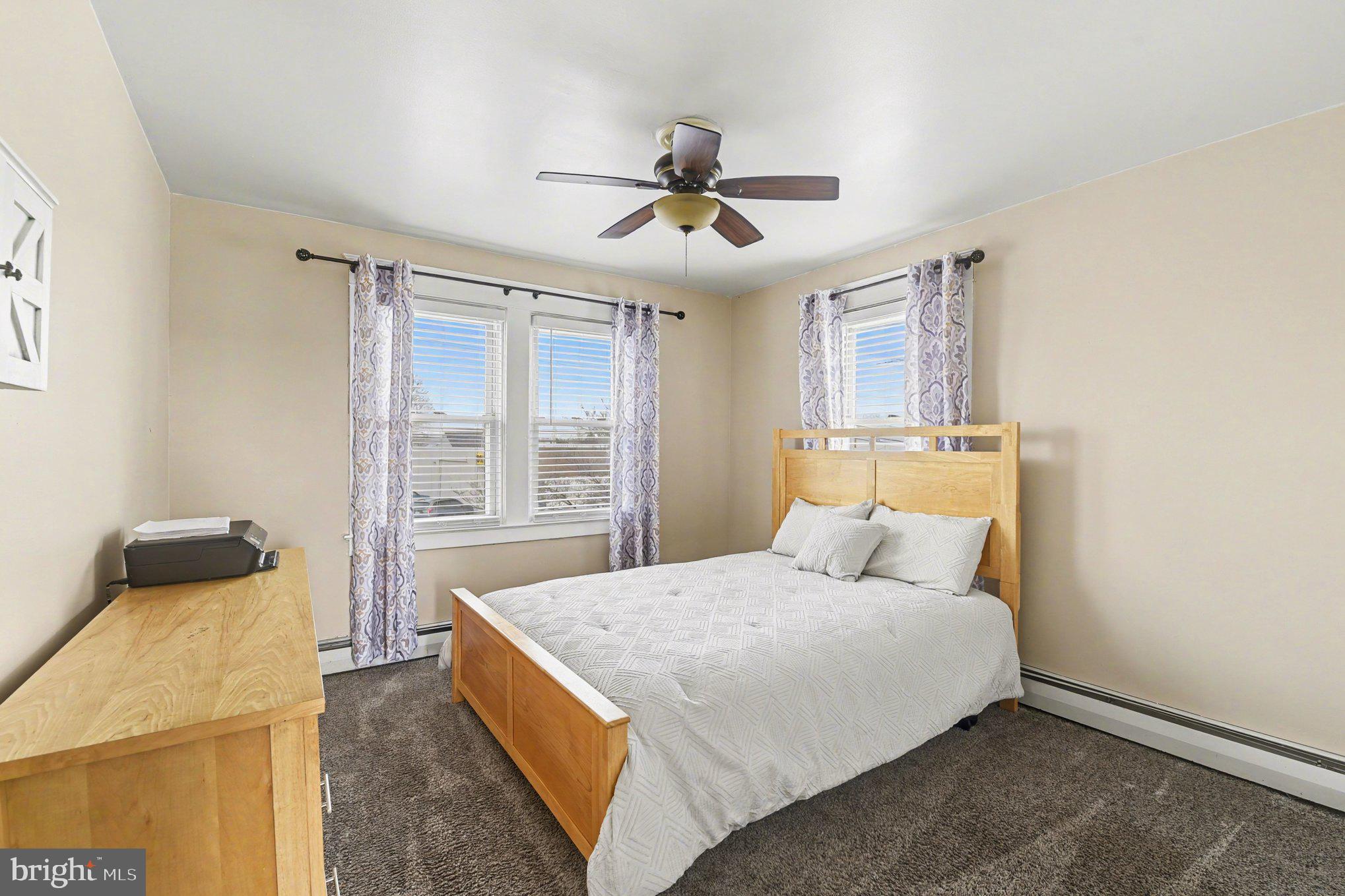 CEDAR CREST - Residential