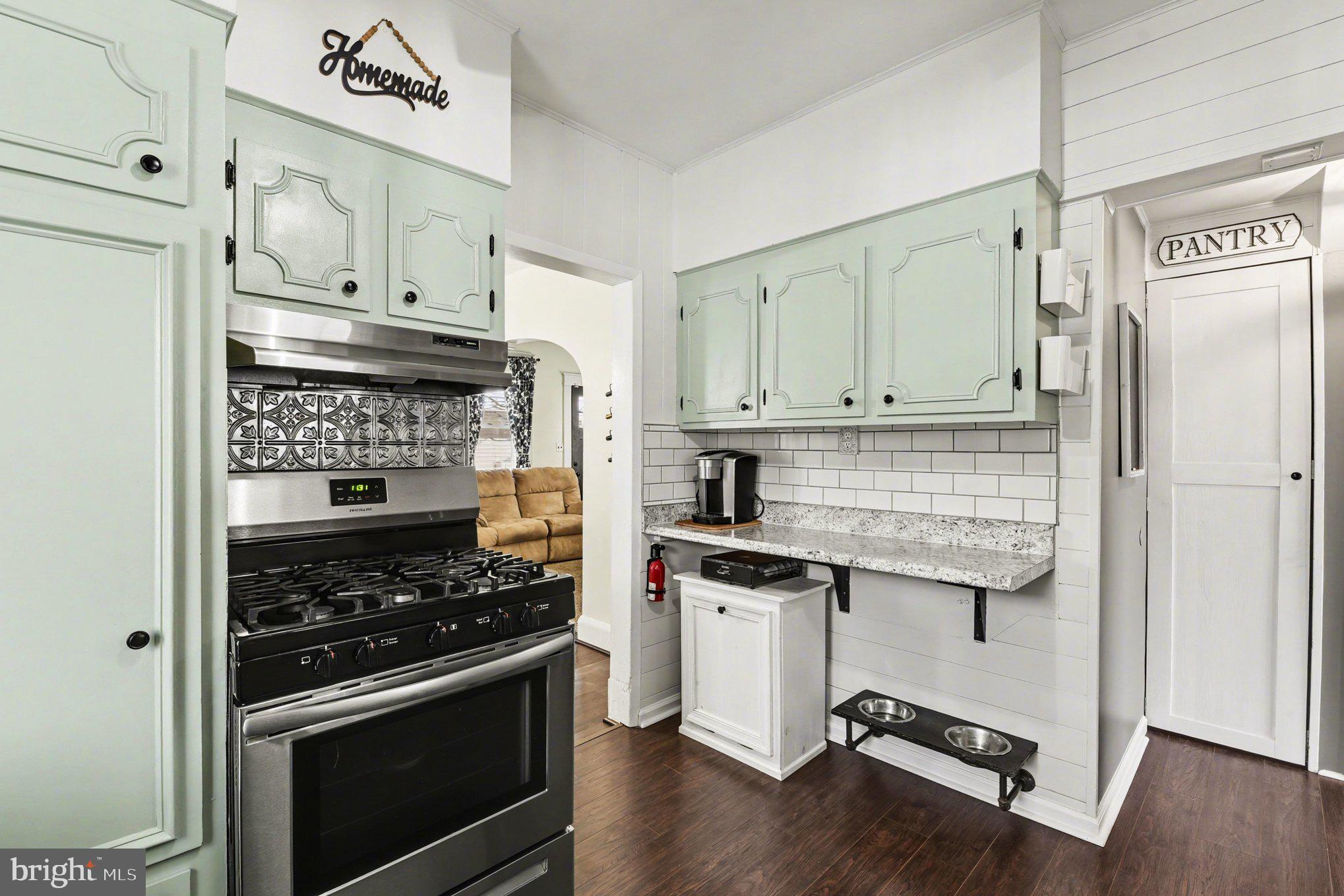 CEDAR CREST - Residential