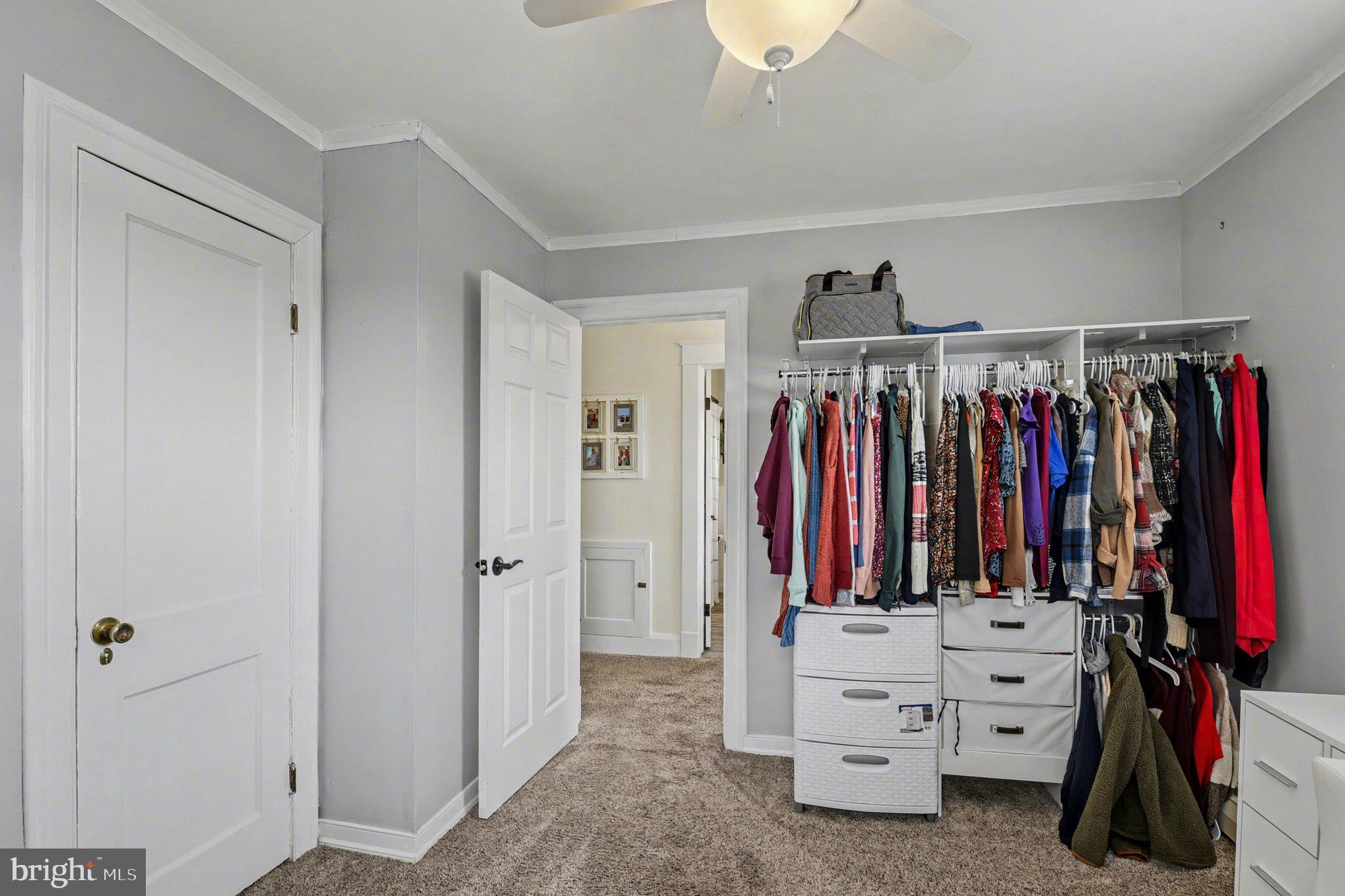 CEDAR CREST - Residential