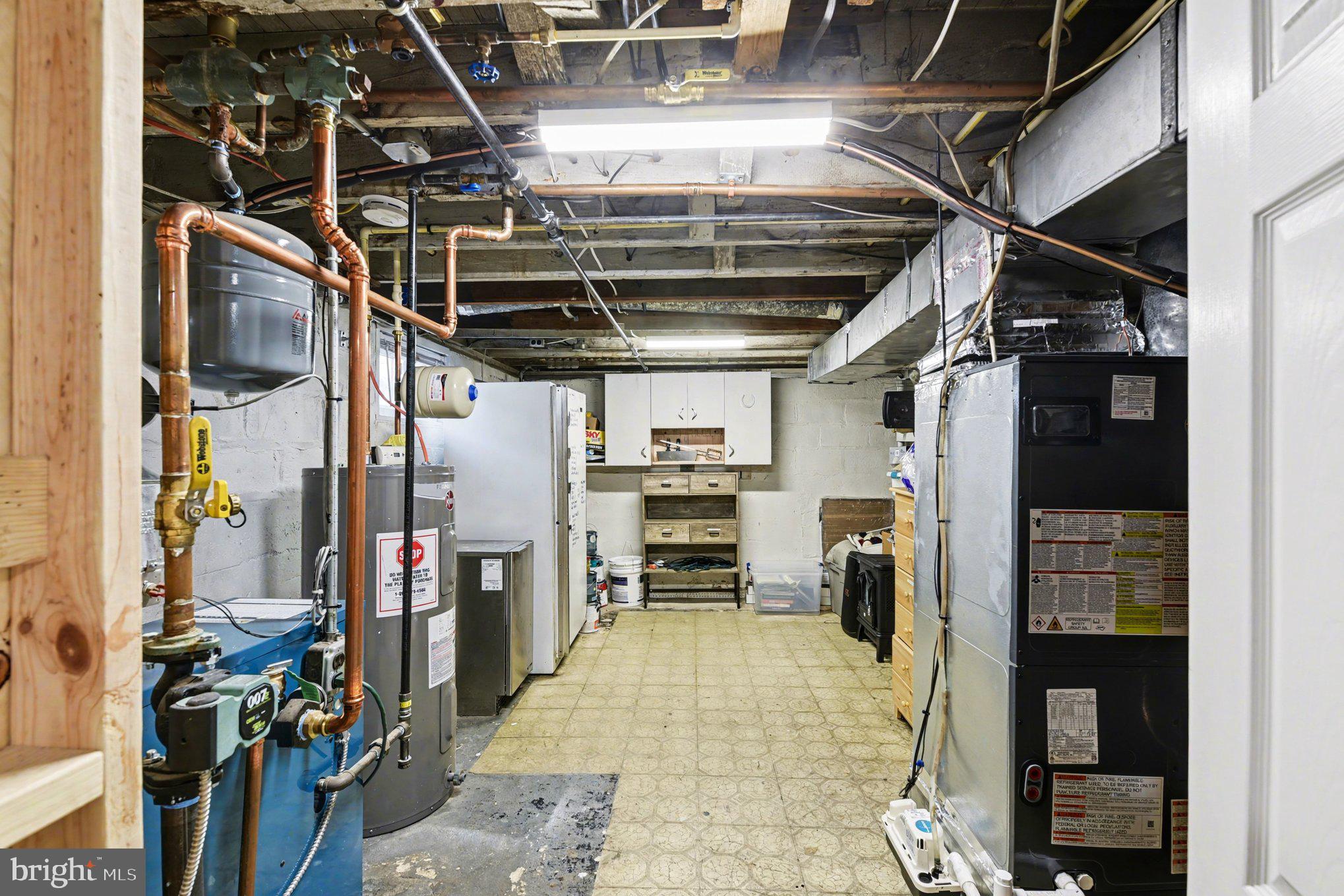 CEDAR CREST - Residential