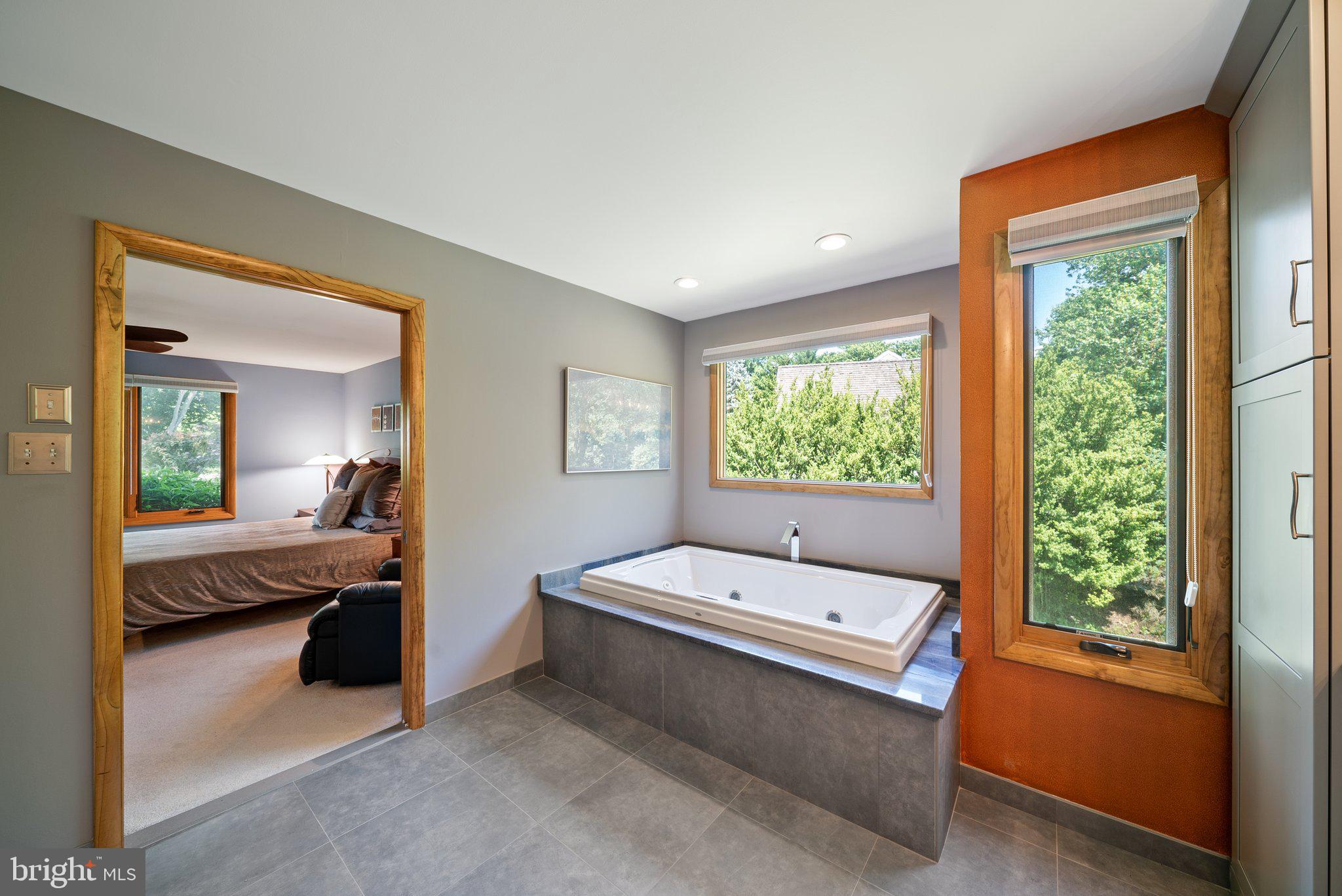 RADLEY RUN - Residential