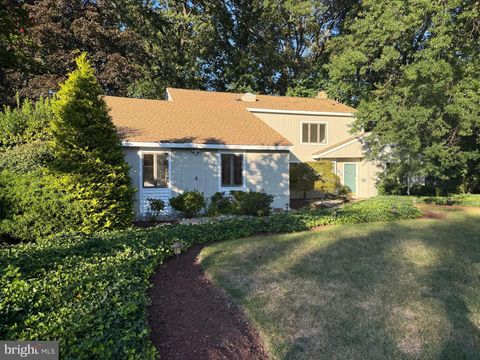 360 CARRIAGE HOUSE LANE HADDONFIELD NJ 08033