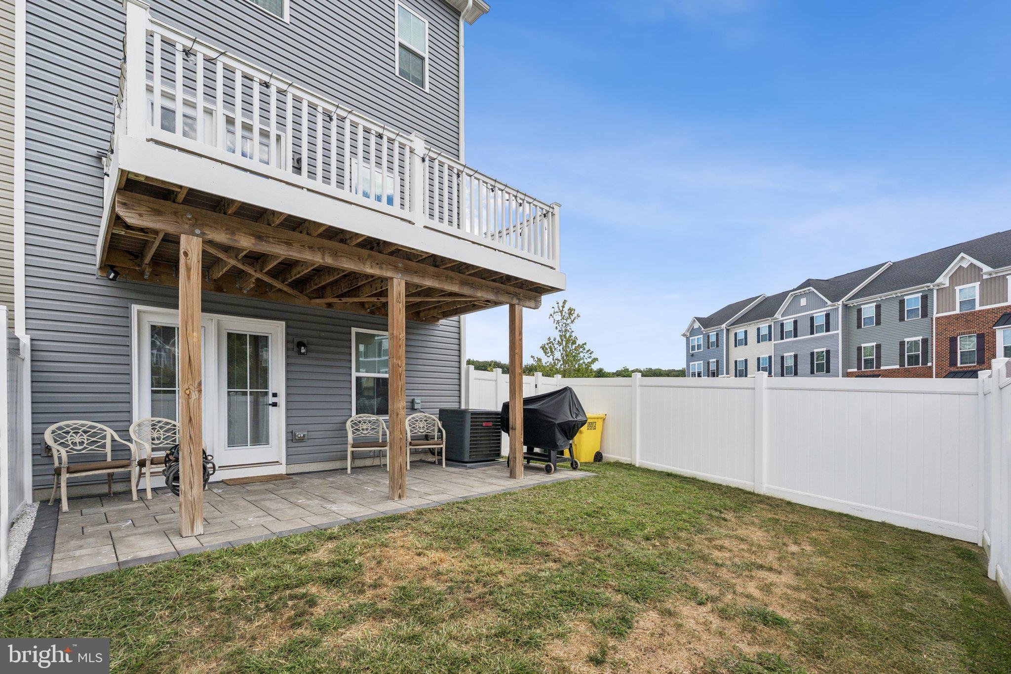 JAMES RUN TOWNHOMES - Residential