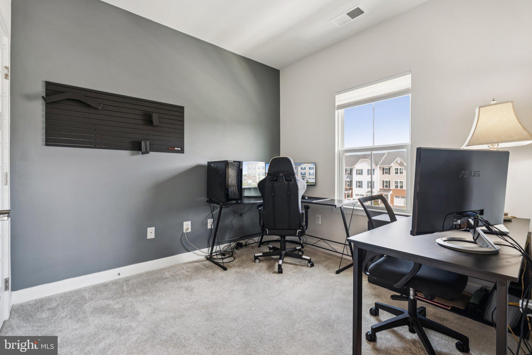 JAMES RUN TOWNHOMES - Residential