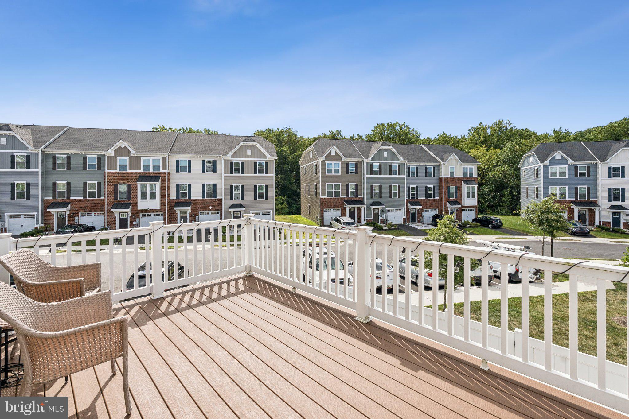 JAMES RUN TOWNHOMES - Residential