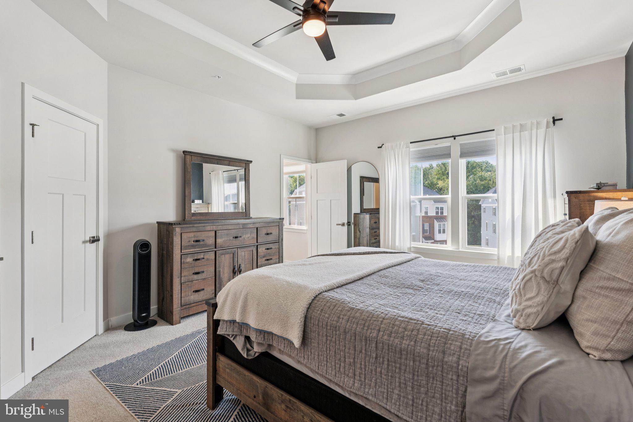 JAMES RUN TOWNHOMES - Residential