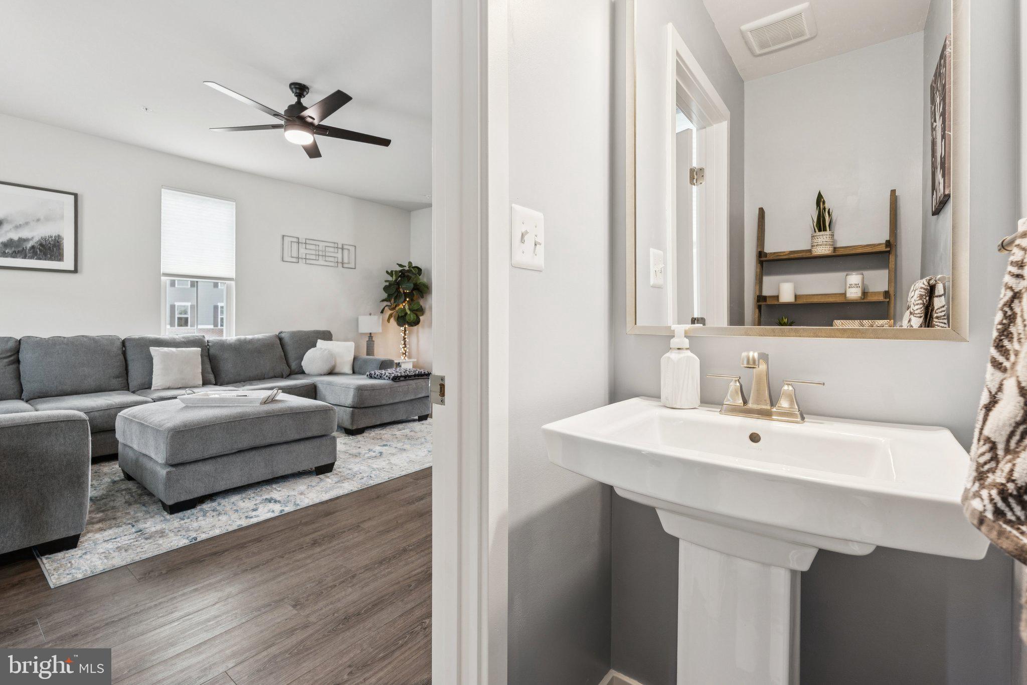 JAMES RUN TOWNHOMES - Residential